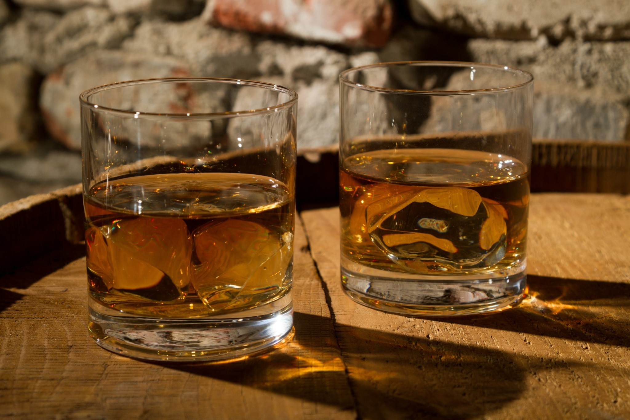 Ιρλανδικό ουίσκι σε κρίση: Ο εμπορικός πόλεμος του Τραμπ και η υπερπροσφορά «χτυπούν» την αγορά