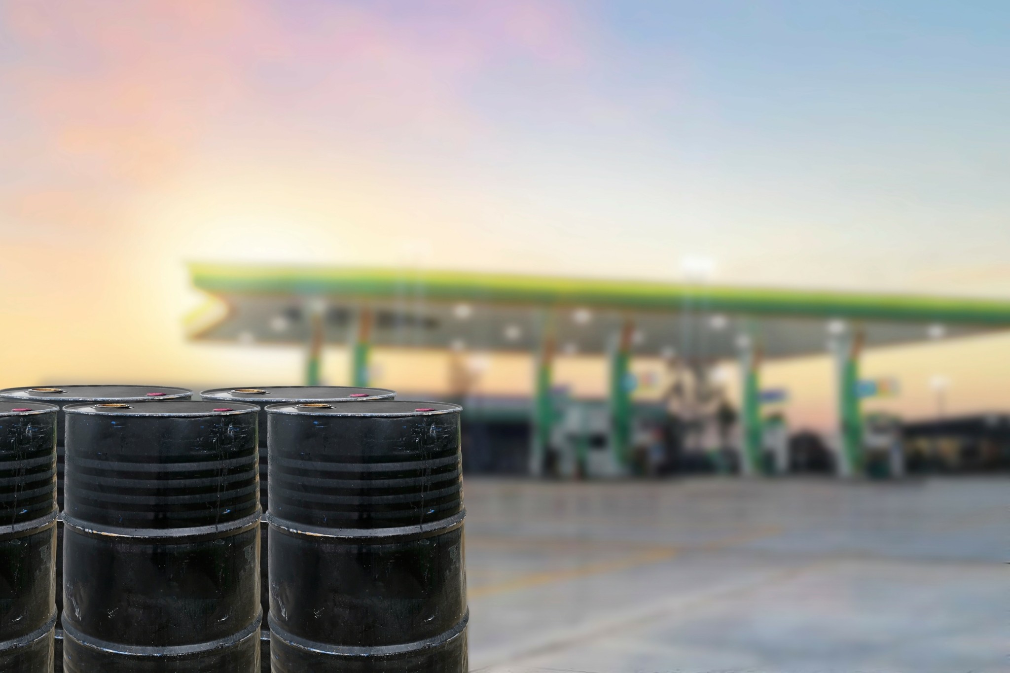 Έρχεται έκρηξη τιμών στο ντίζελ; Ο εφοδιασμός στερεύει επικίνδυνα (διάγραμμα)