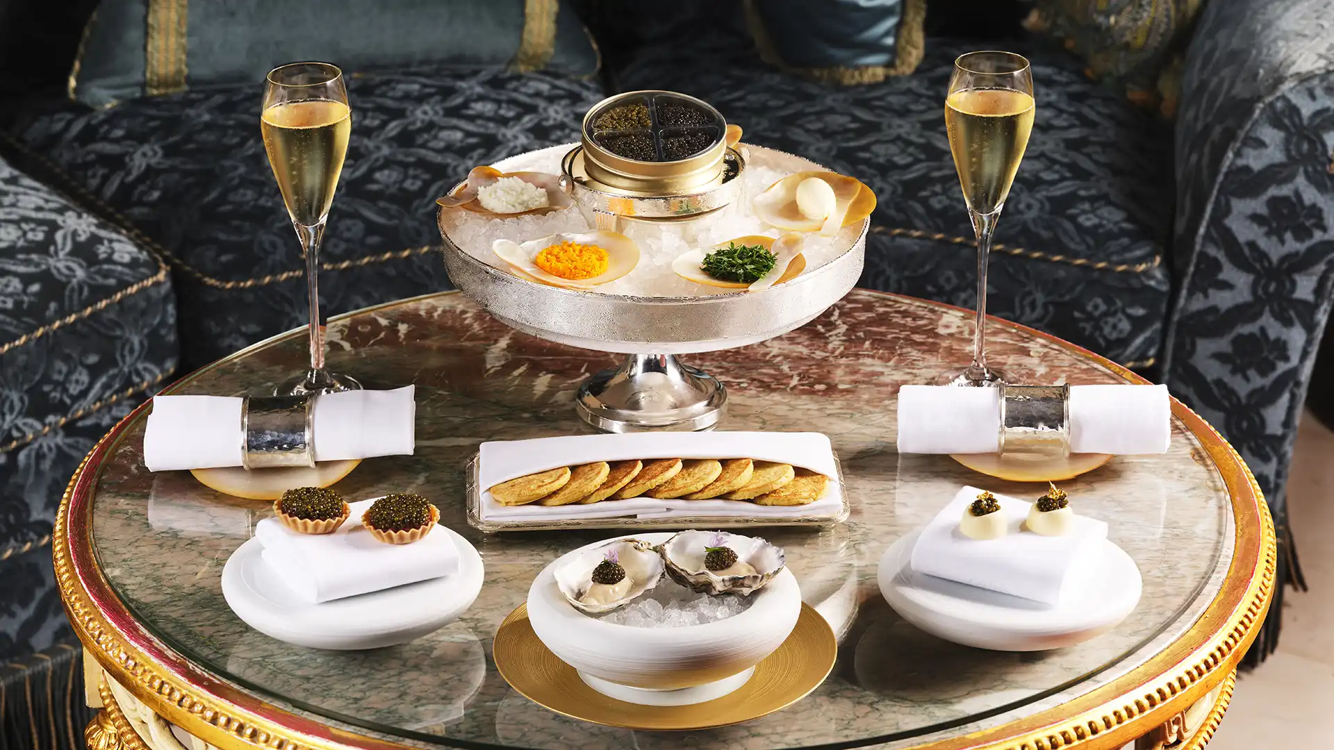 The Ritz London: Η ιστορία, η εμπειρία και η σφραγίδα του Καρόλου