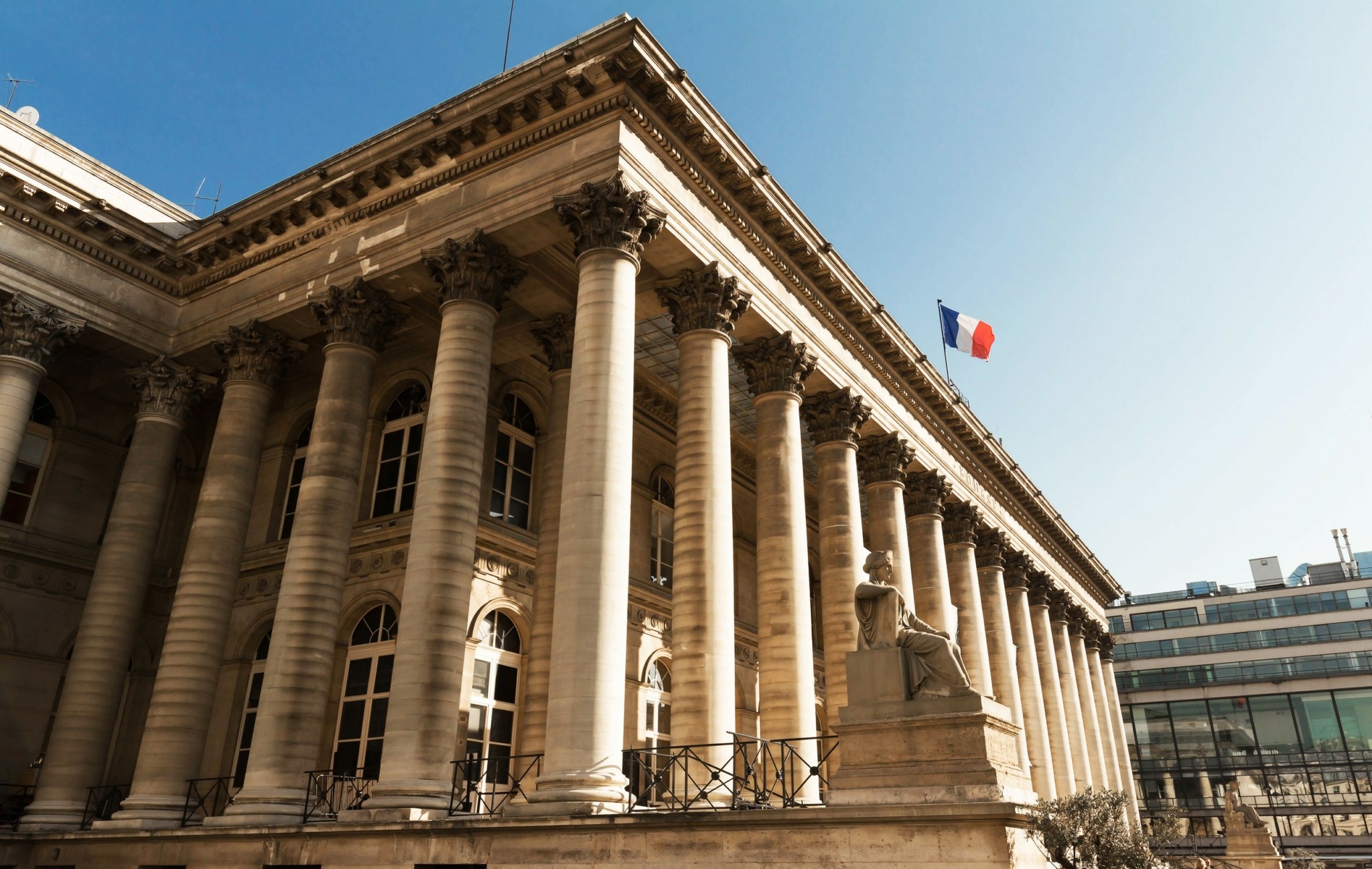 Γιατί οι Ιάπωνες επενδυτές στρέφονται στα γαλλικά ομόλογα (πίνακες)