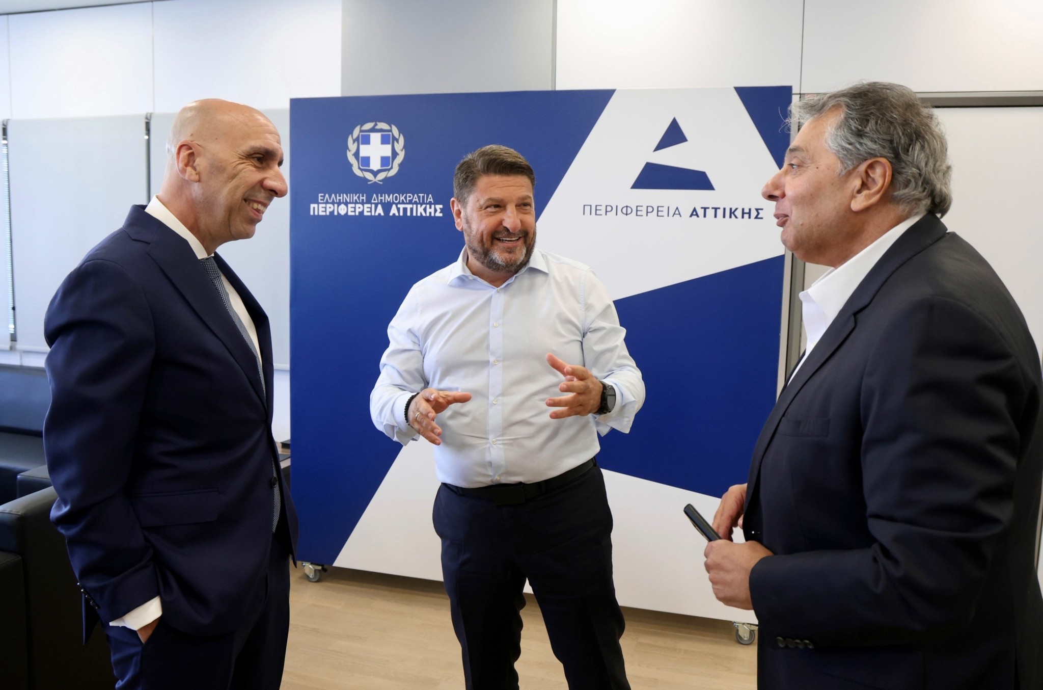 Συνάντηση Χαρδαλιά με προέδρους ΕΒΕΑ και ΕΒΕΠ – Στο επίκεντρο η ενίσχυση της παραγωγικής βάσης της Αττικής