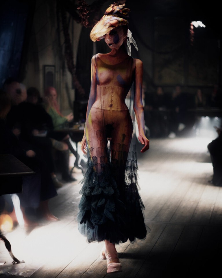 Χαρισματικός και αυτοκαταστροφικός: Αυτή είναι η ιστορία του John Galliano