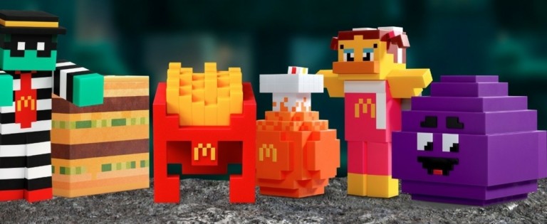 Η McDonald’s «χτίζει» την επιστροφή της με μπέργκερ και… κύβους Minecraft