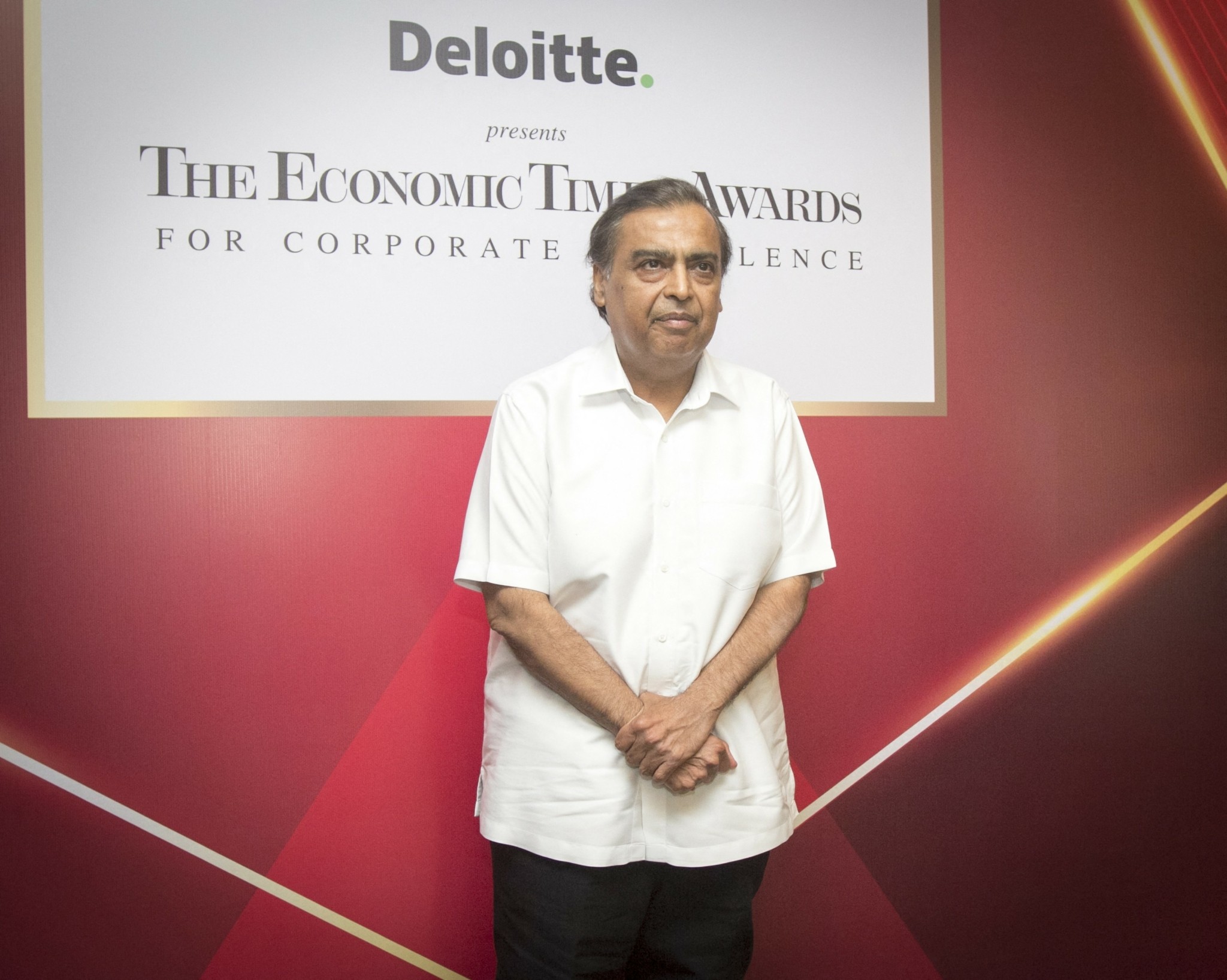 Μουκές Αμπάνι: Βάζει πλώρη για τη μεγαλύτερη IPO στην ιστορία της Ινδίας – Στα 115 δισ. η αποτίμηση της Jio