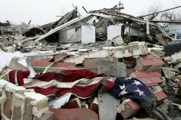 Κλιματική αλλαγή και τυφώνες: Τα κενά των μοντέλων που κοστίζουν δισ.