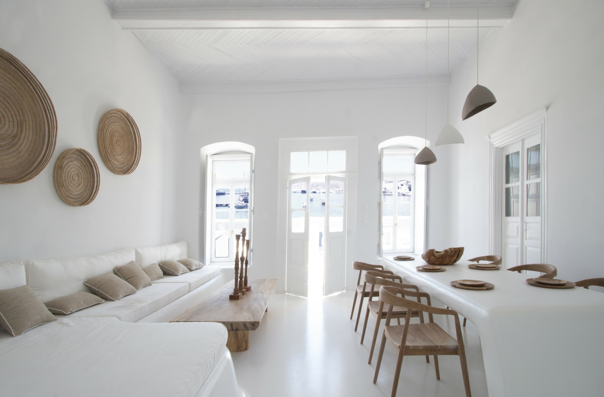 Το έργο και το νέο-Κυκλαδικό όραμα ενός διαφορετικού αρχιτεκτονικού γραφείου