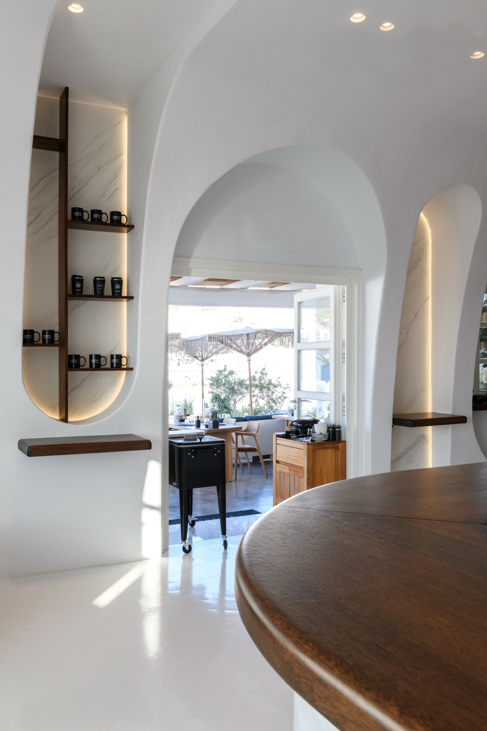 Το έργο και το νέο-Κυκλαδικό όραμα ενός διαφορετικού αρχιτεκτονικού γραφείου