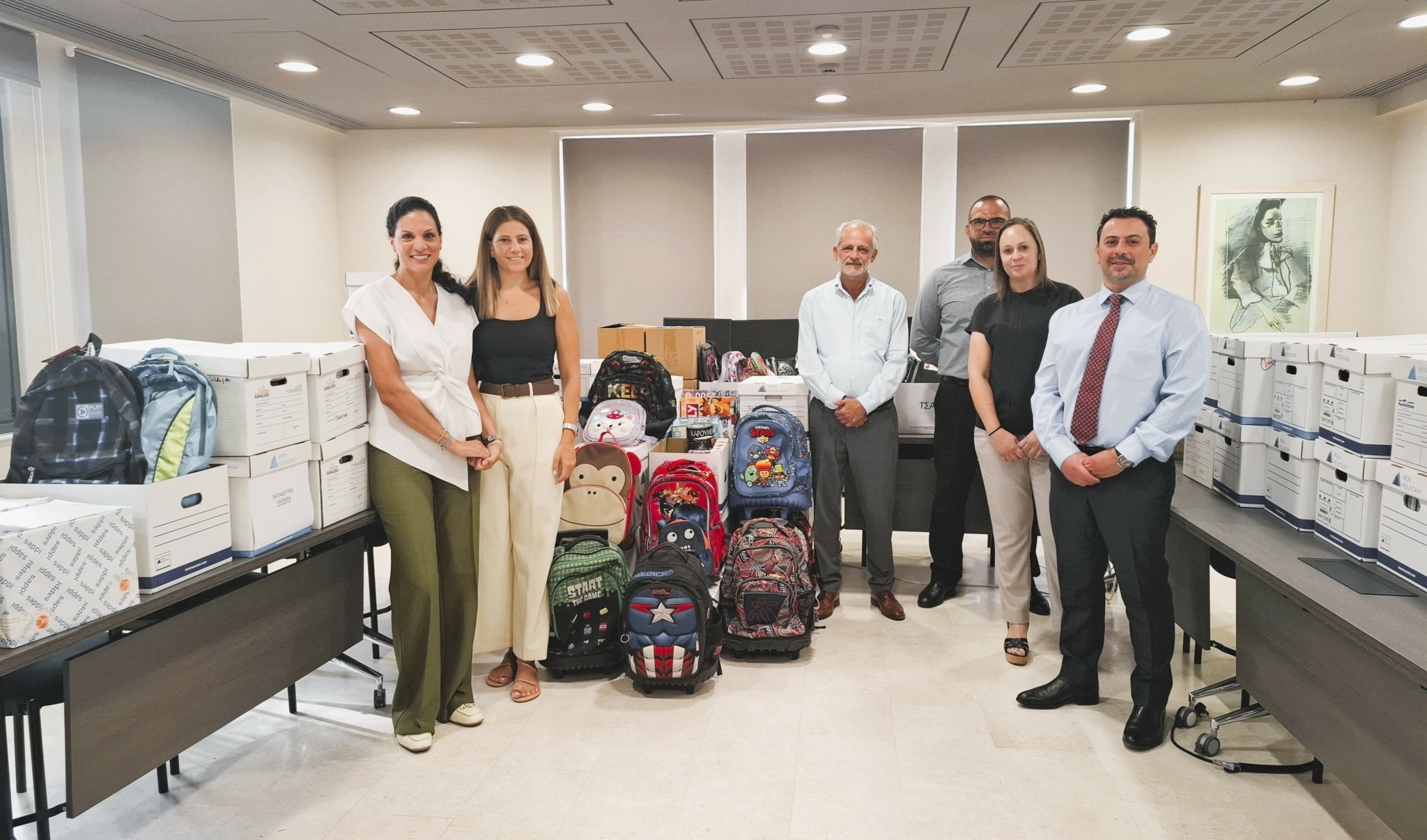 Όλοι μαζί οι εργαζόμενοι του Ομίλου Eurobank στην Κύπρο στηρίζουν την εκστρατεία «ΟΛΑ τα παιδιά με σχολικά»