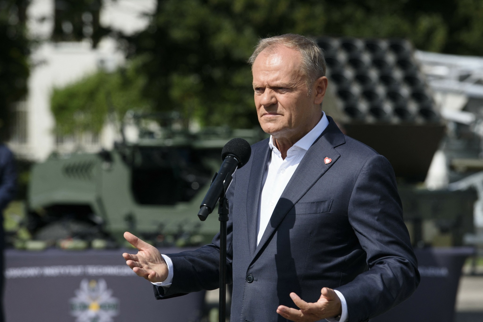 Σε ύψιστο συναγερμό η Πολωνία: Kατέρριψε ρωσικά drones που εισέβαλαν στον εναέριο χώρο της – Εκλεισαν 4 αεροδρόμια (tweets)