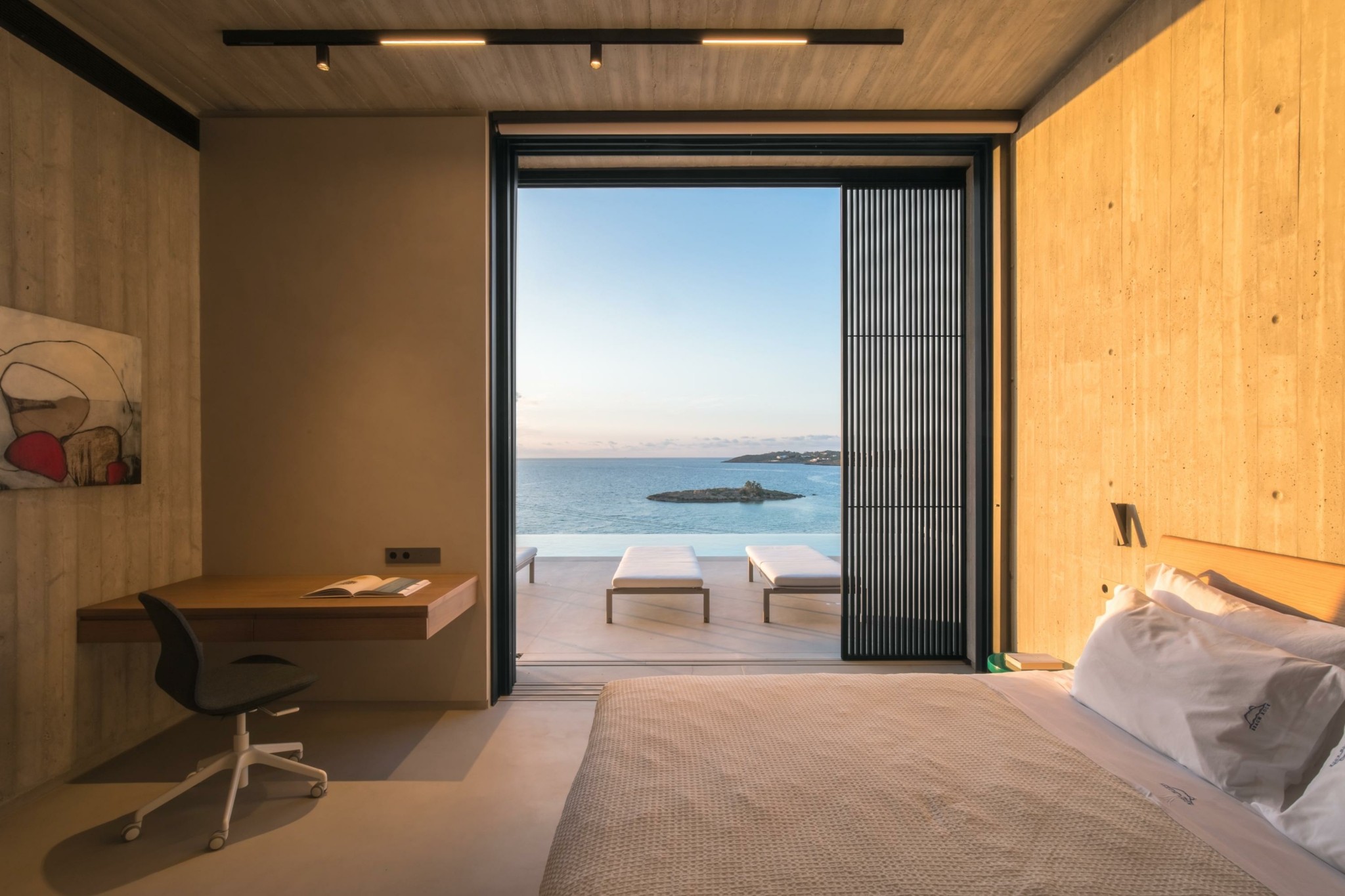 Villa Beach Rock: Η εμπειρία σε μια εντυπωσιακή βίλα στο Ακρωτήρι της Κρήτης