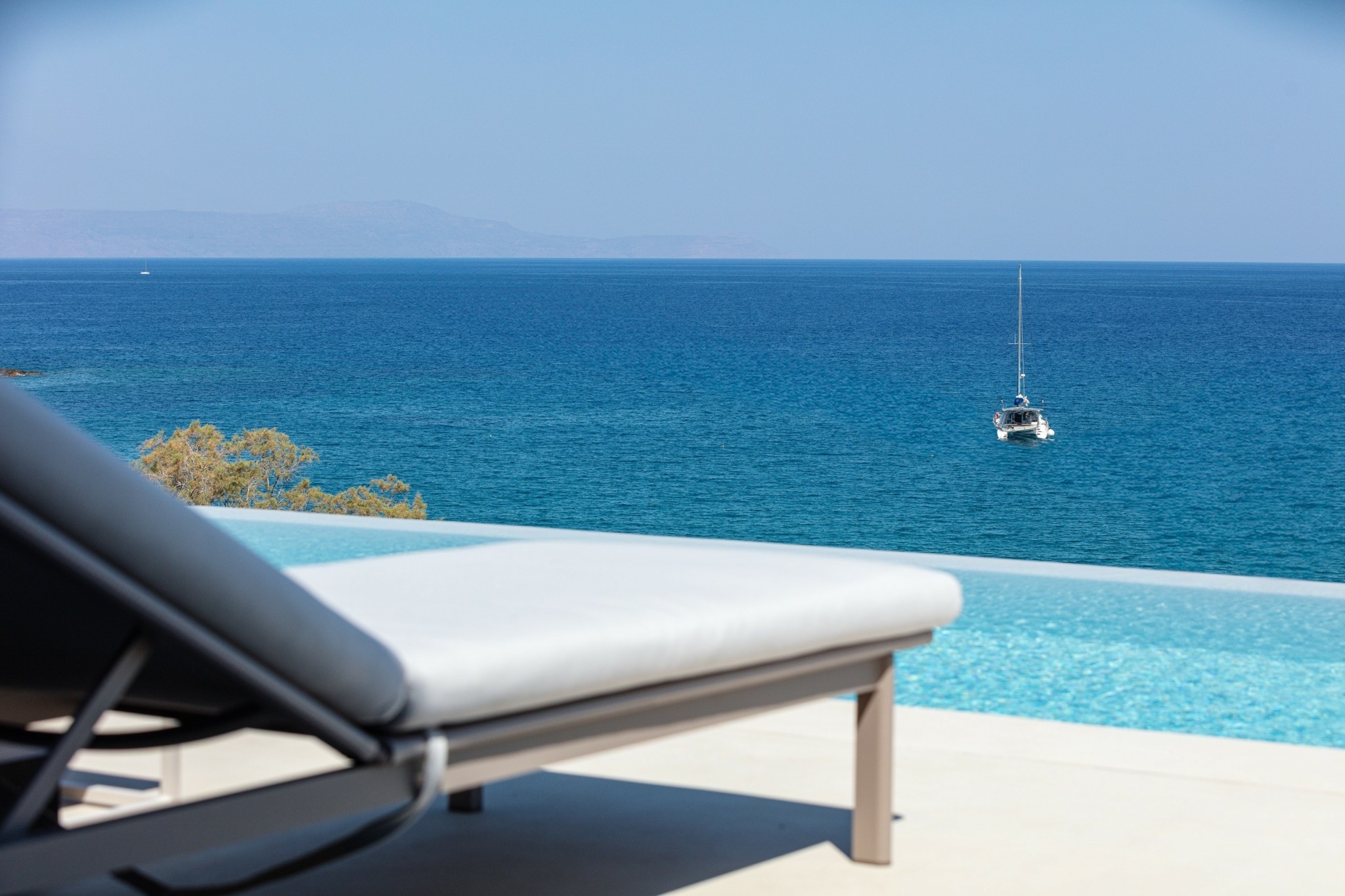 Villa Beach Rock: Η εμπειρία σε μια εντυπωσιακή βίλα στο Ακρωτήρι της Κρήτης