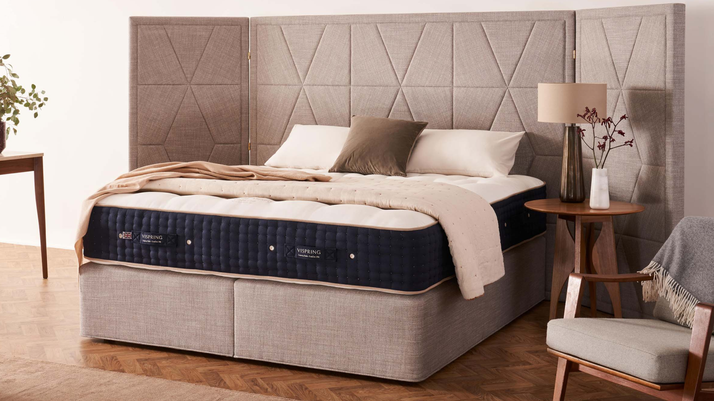 Πώς ο καλός ύπνος έγινε προϊόν πολυτελείας – Στρώματα, σουίτες και διαλογισμός