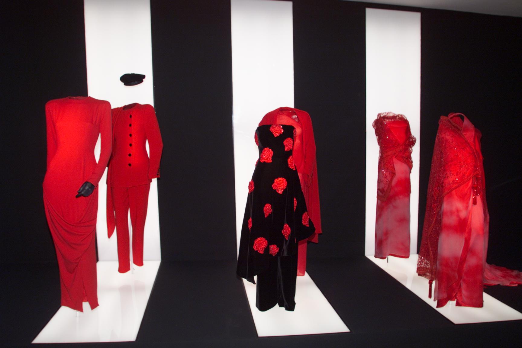 Αρμάνι: Ο μοναδικός από τους μεγάλους της μόδας που δεν πούλησε ποτέ την εταιρεία του