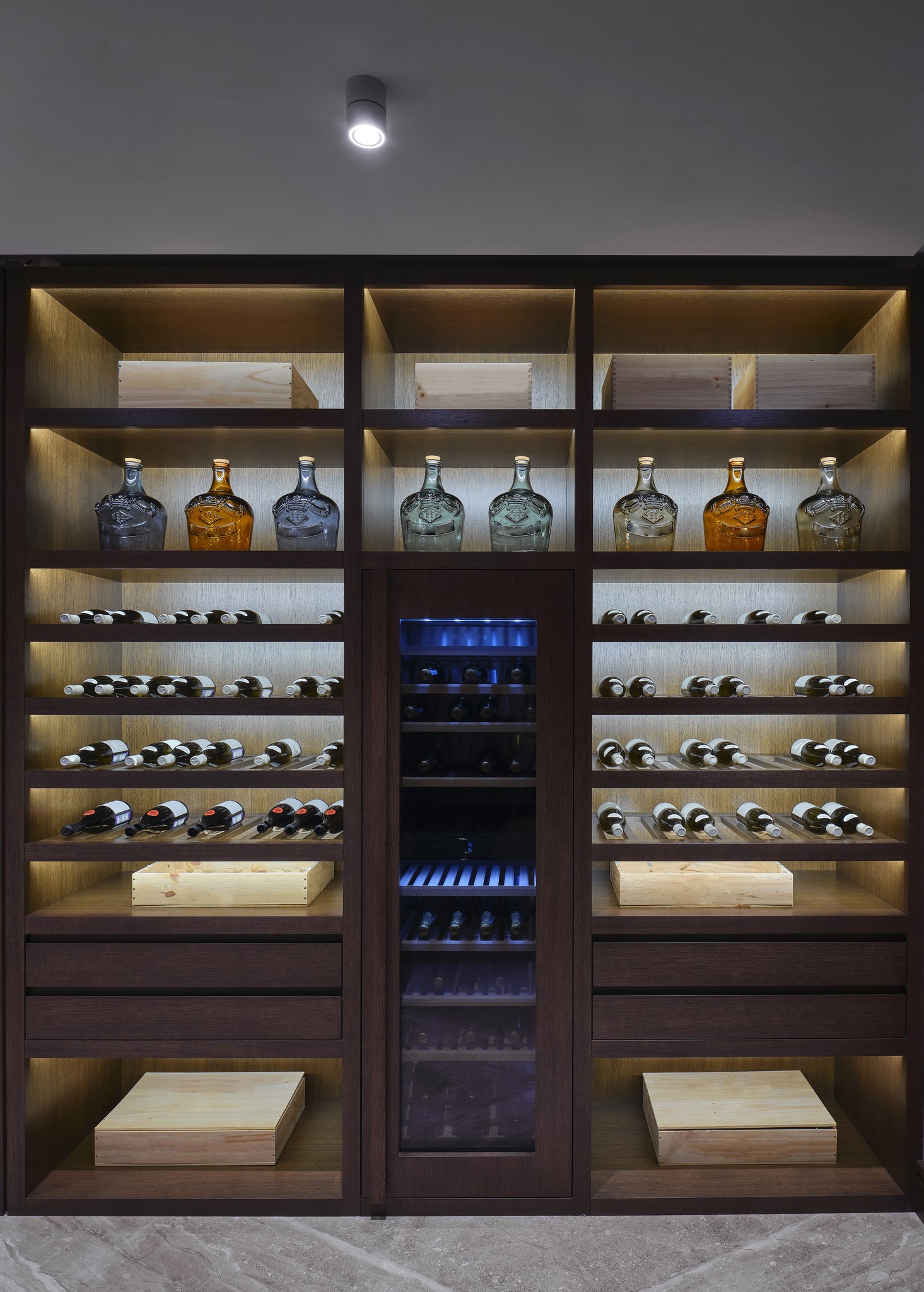 Οδηγός: Πώς να φτιάξετε την ιδανική κάβα στο σπίτι