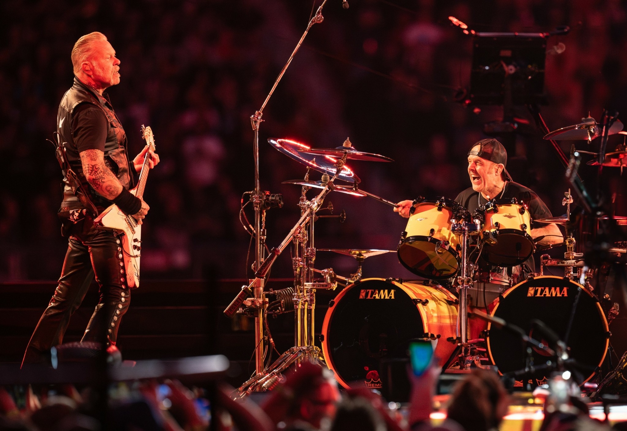 Οι κορυφαίες συναυλίες του 2026: Ταξίδια στο εξωτερικό για τα live της ζωής μας