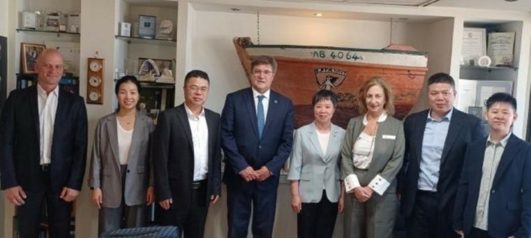 Ενίσχυση δεσμών Ελλάδας – Κίνας στη ναυτιλία