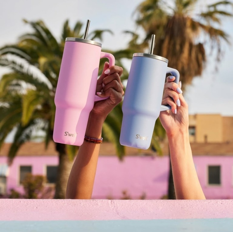 Πώς το παγούρι έγινε μόδα και status symbol – Μια τεράστια αγορά γεννιέται