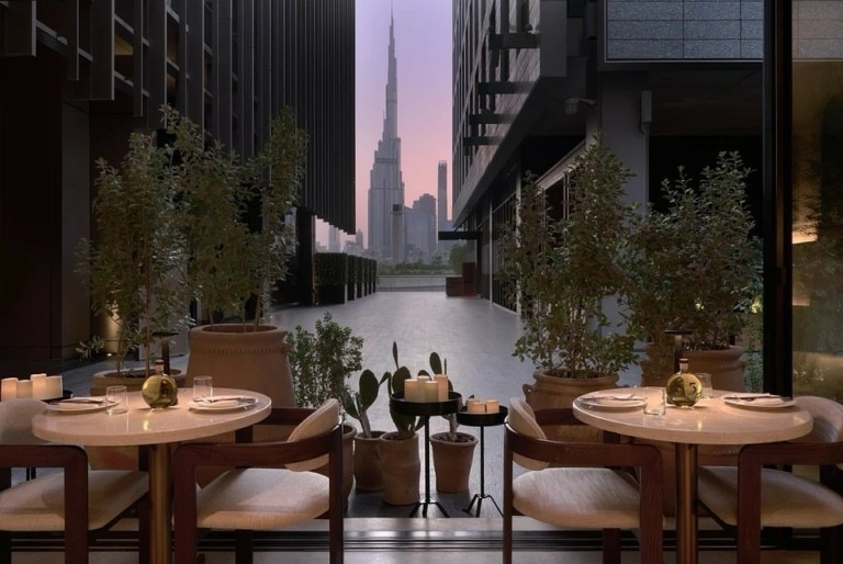 Natasha Sideris: H Ελληνίδα της διεθνούς γαστρονομίας που ανοίγει εστιατόριο και στην Αθήνα