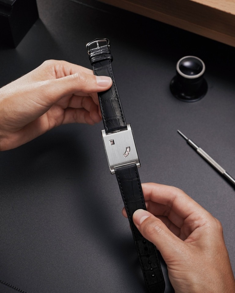 Το πιο αντισυμβατικό ρολόι της ιστορίας επέστρεψε και αλλάζει τα δεδομένα