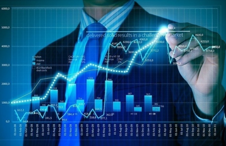 Οι ευκαιρίες για τους «μικρούς» της πληροφορικής στο μέτωπο των εξαγορών