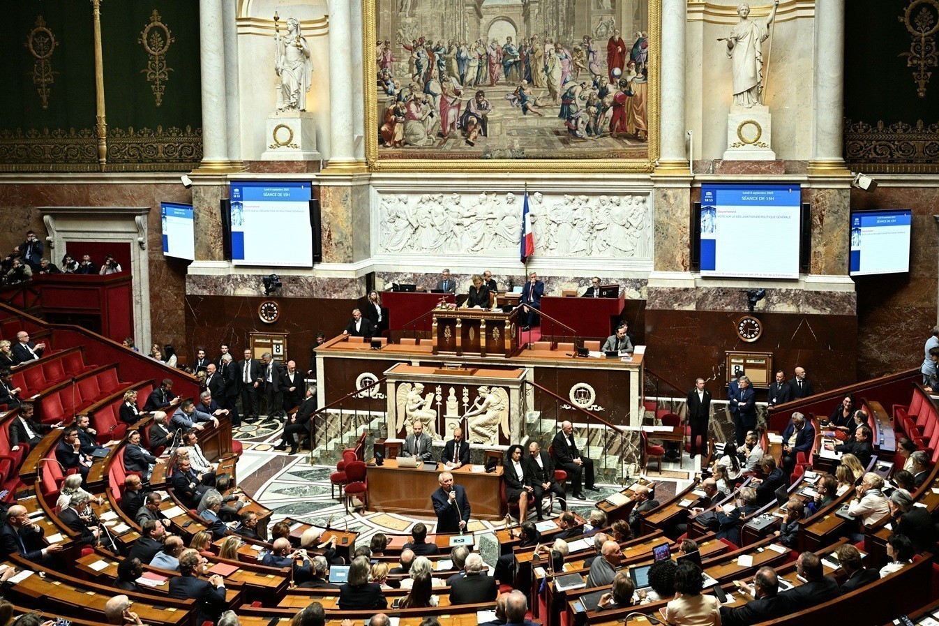 Γαλλία: Η Βουλή απέρριψε τον «φόρο Ζικμάν» για τη φορολόγηση των υπερπλούσιων | Ειδήσεις για την Οικονομία Γαλλία: Η Βουλή απέρριψε τον «φόρο Ζικμάν» για τη φορολόγηση των υπερπλούσιων | Ειδήσεις για την Οικονομία