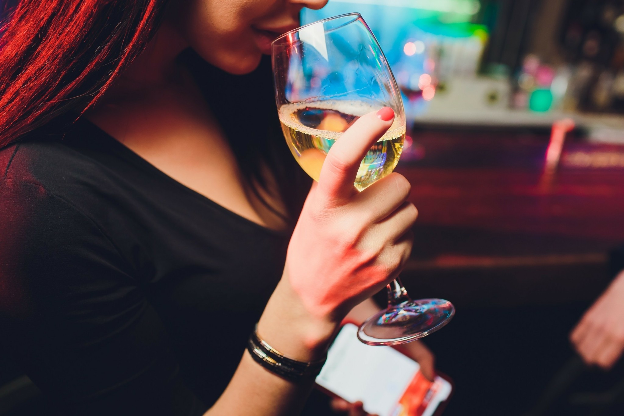 Πιες ένα ποτήρι κρασί και μίλα άπταιστα γαλλικά