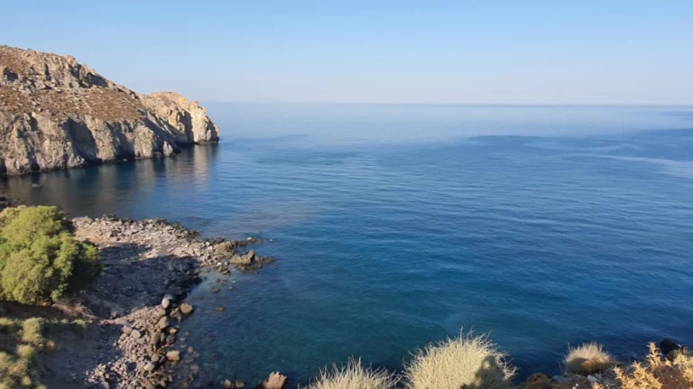 Πρόστιμο 17.820 ευρώ στον Δήμο Πάτμου για ρύπανση από τα λύματα