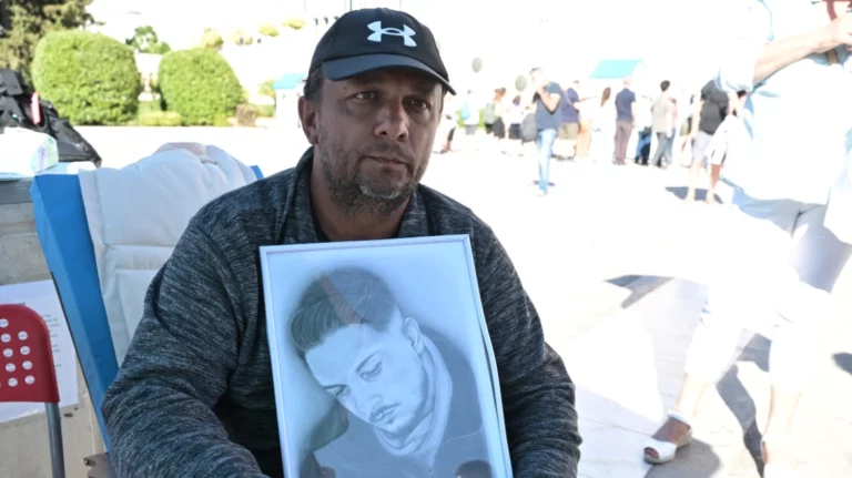 Δεν θα γίνει σήμερα η εκταφή της σορού του γιου του Πάνου Ρούτσι – Τι προβλέπει η προανακριτική διαδικασία