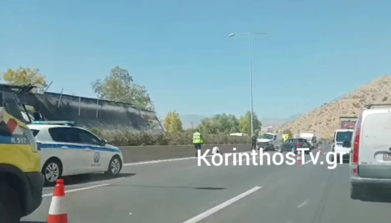 Αττική Οδός: Σύγκρουση δύο φορτηγών στο ύψος των Άνω Λιοσίων