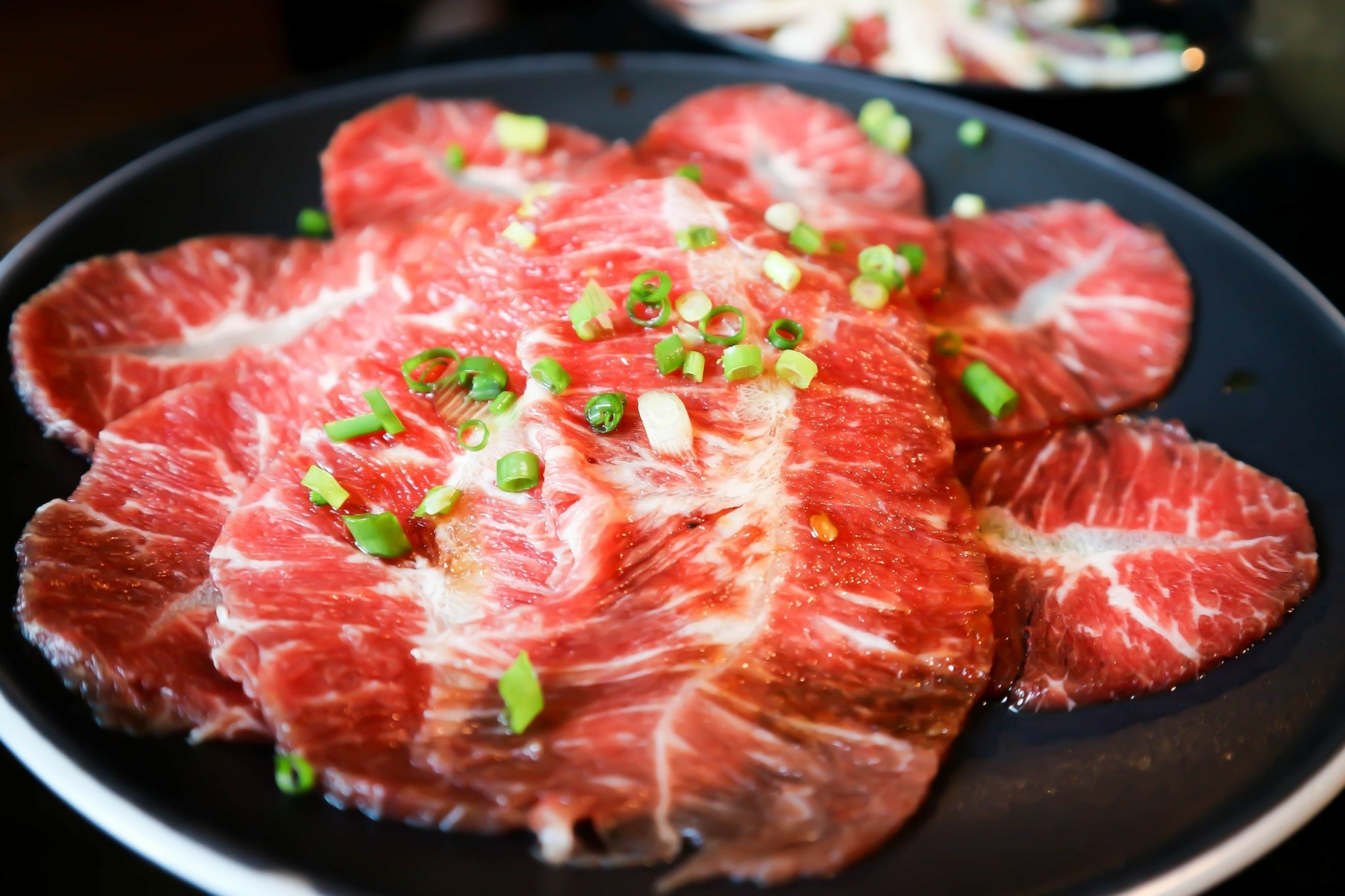 Ακρίβεια στο κρέας: Πώς το Instagram ανεβάζει τις τιμές του