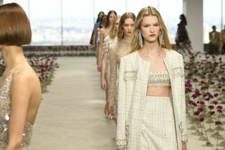 Ο άγνωστος αυτοκράτορας των αρωμάτων που κάνει τζίρο δισεκατομμυρίων