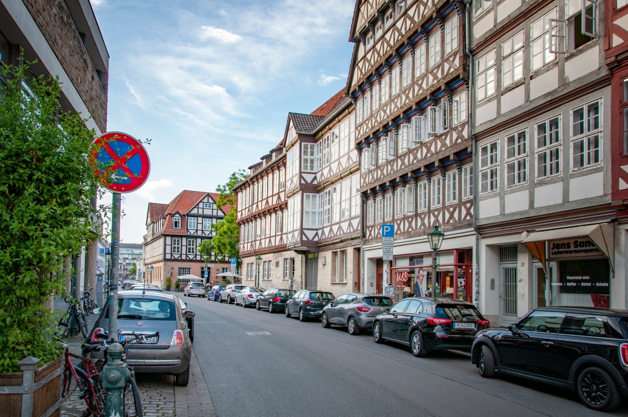 Γερμανία: Νέο πακέτο 3 δισ. ευρώ για «πράσινα» οχήματα – Ο Μερτς στηρίζει τις αυτοκινητοβιομηχανίες εν μέσω κινεζικού ανταγωνισμού