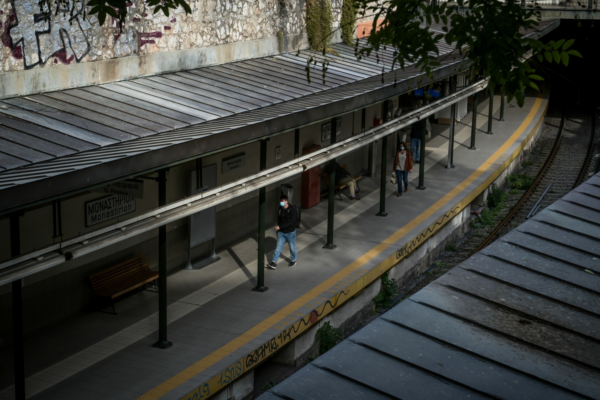 ΣΤΑΣΥ: Τι απαντά στις αναφορές για σοβαρό πρόβλημα στατικότητας στον σταθμό «Μοναστηράκι»