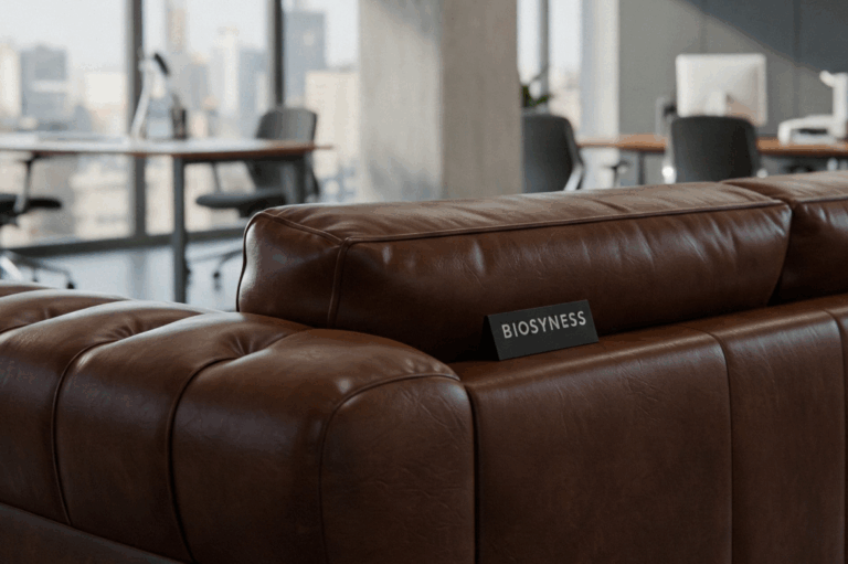 Τσάντες και έπιπλα με vegan δέρμα από κόκκους καφέ