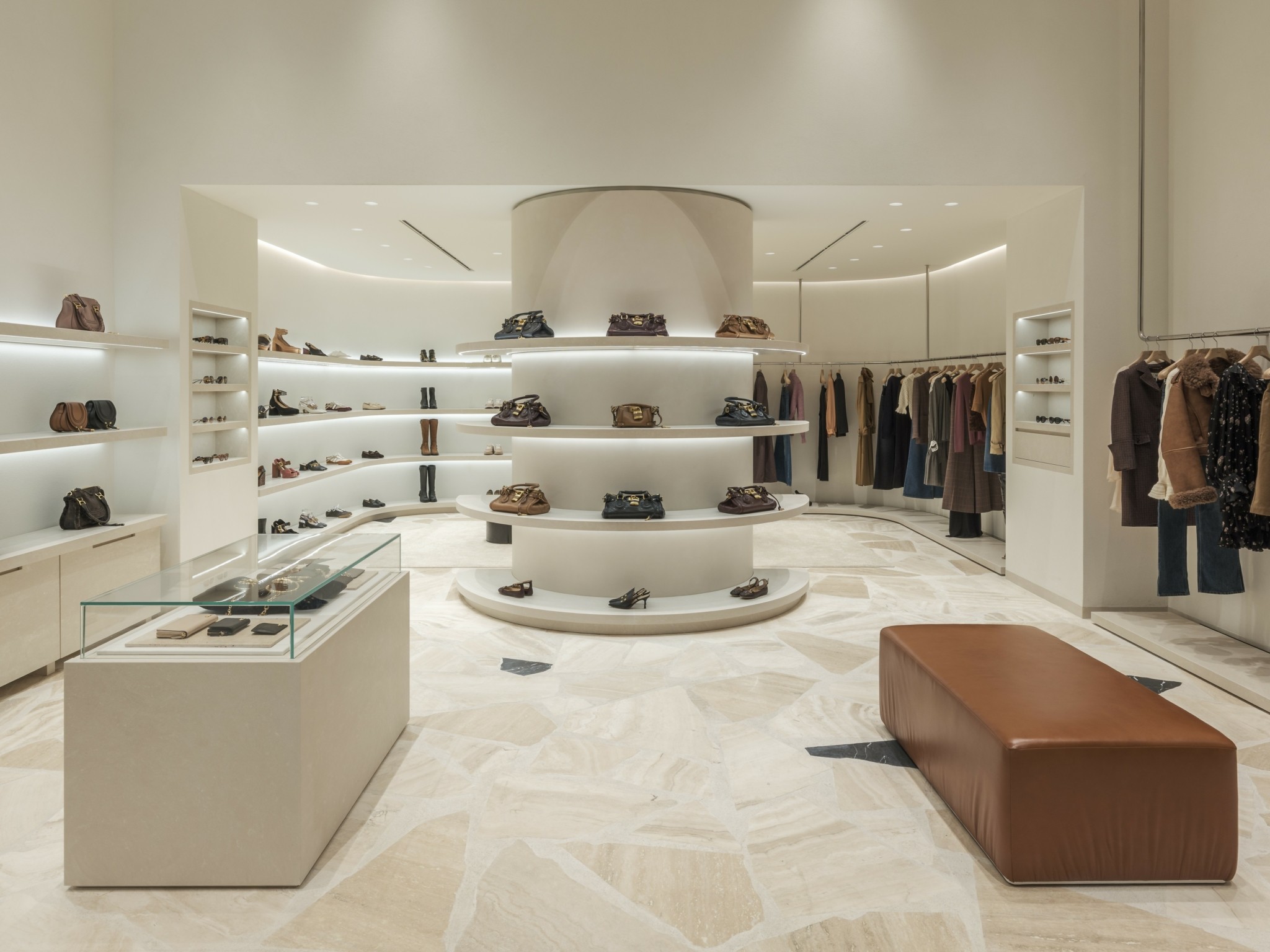 Η νέα μπουτίκ της Chloé στην Αθήνα και οι μεγάλες στιγμές ενός ιστορικού brand