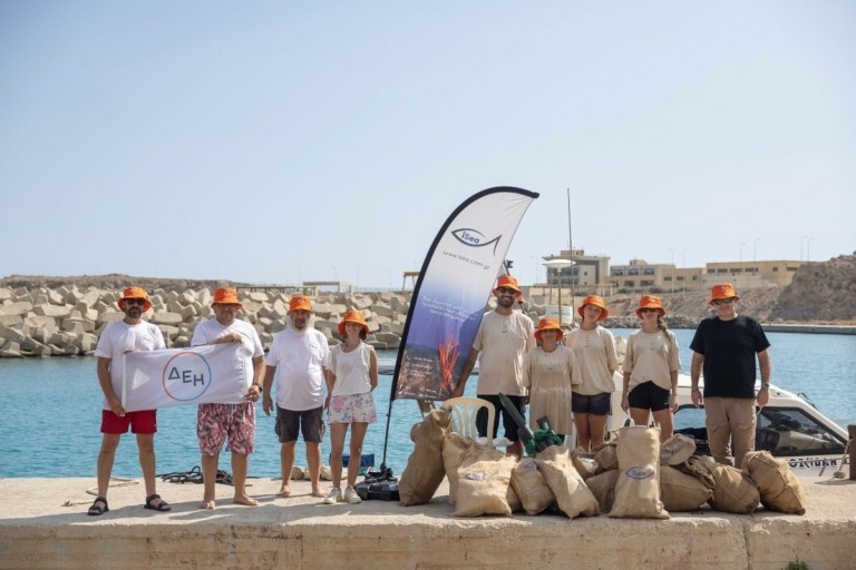 ΔΕΗ και iSea: Ένωσαν δυνάμεις για τον καθαρισμό απομακρυσμένων ακτών σε περιοχές Natura 2000 (pics)