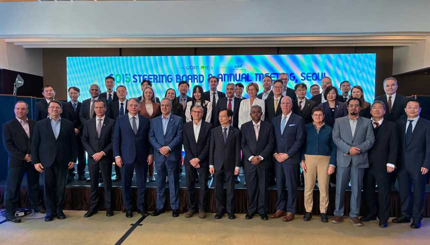 Στην ετήσια Σύνοδο GO15 στη Σεούλ ο ΑΔΜΗΕ | Ειδήσεις για την Οικονομία Στην ετήσια Σύνοδο GO15 στη Σεούλ ο ΑΔΜΗΕ | Ειδήσεις για την Οικονομία