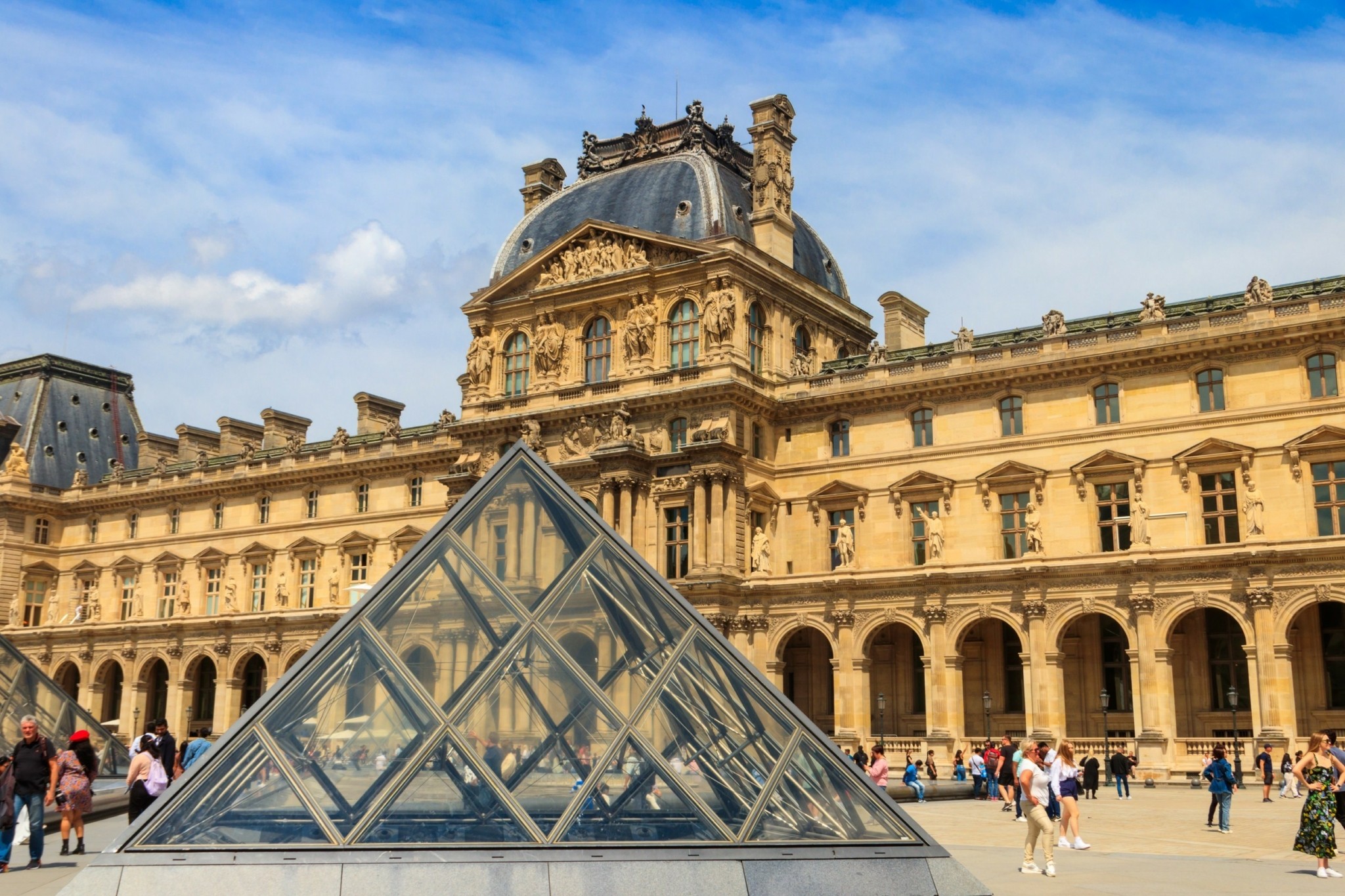 Μαθηματικό θεώρημα 50 ετών θα μπορούσε να αποτρέψει τη ληστεία στο Λούβρο