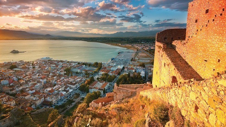 TUI: Στην κορυφή η Ελλάδα στα ταξίδια για τους Γερμανούς το 2026 – Οι πρώτες τάσεις της νέας θερινής σεζόν | Ειδήσεις για την Οικονομία