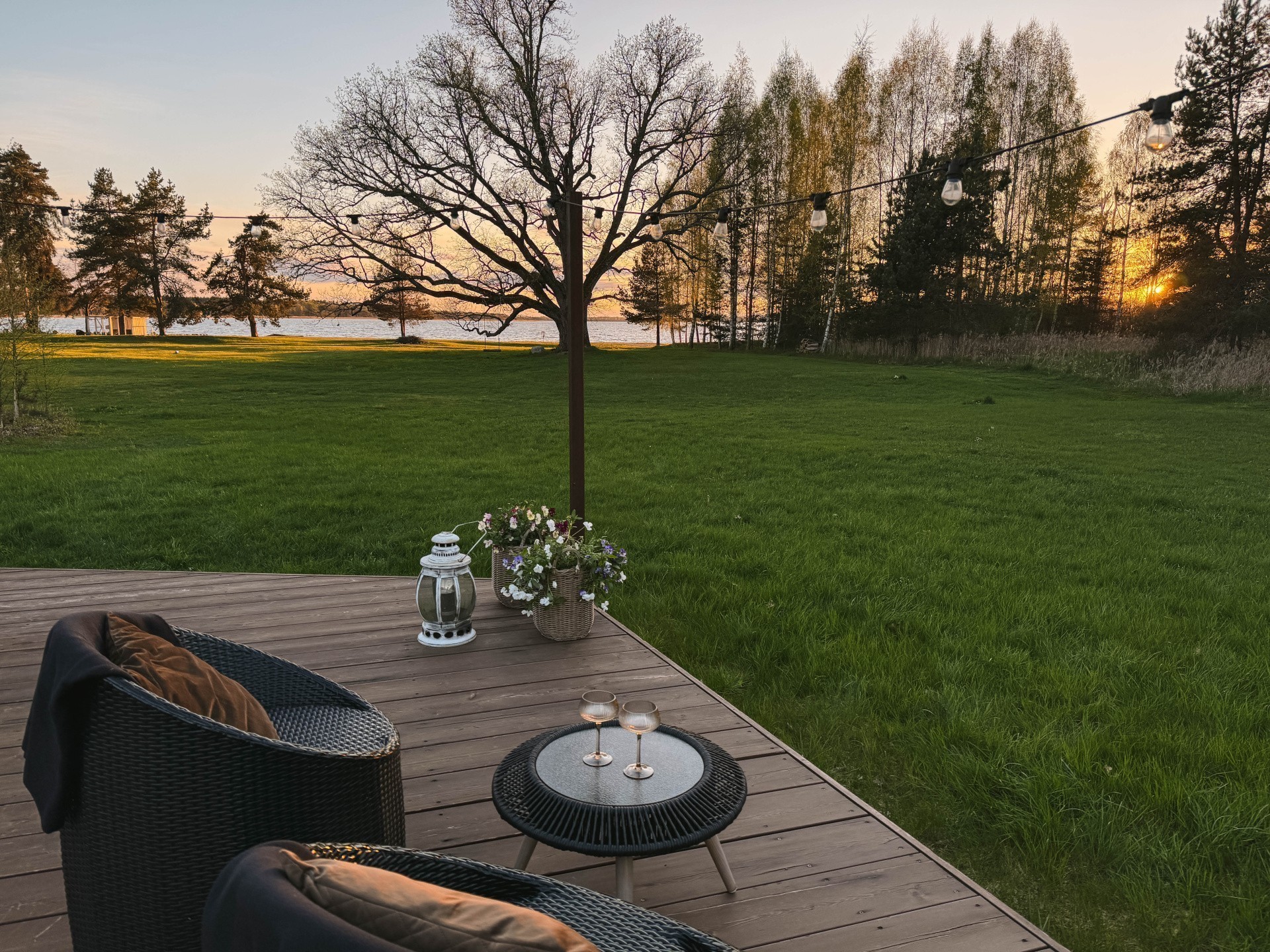 Τι είναι τα καθρεφτόσπιτα; “Φυτρώνουν” στα πιο όμορφα φυσικά τοπία και κάνουν θραύση στο airbnb