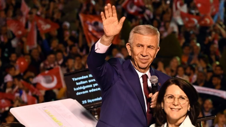 Εισαγγελική έρευνα για παρατυπίες σε βάρος του δημάρχου Άγκυρας Μανσούρ Γιαβάς