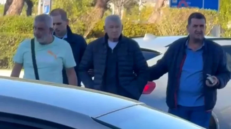 Θεσσαλονίκη: Συνελήφθη ο πρώην δήμαρχος Βουκουρεστίου Σορίν Οπρέσκου – Είχε καταδικαστεί για διαφθορά