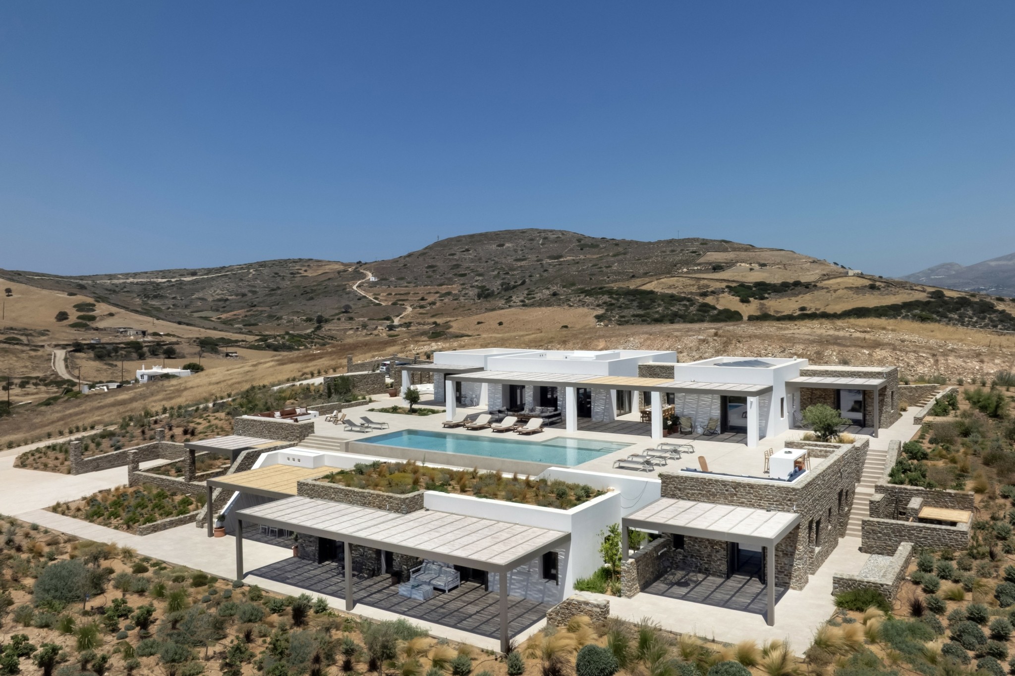 Νέο έργο της PAROSTEC στην Αντίπαρο