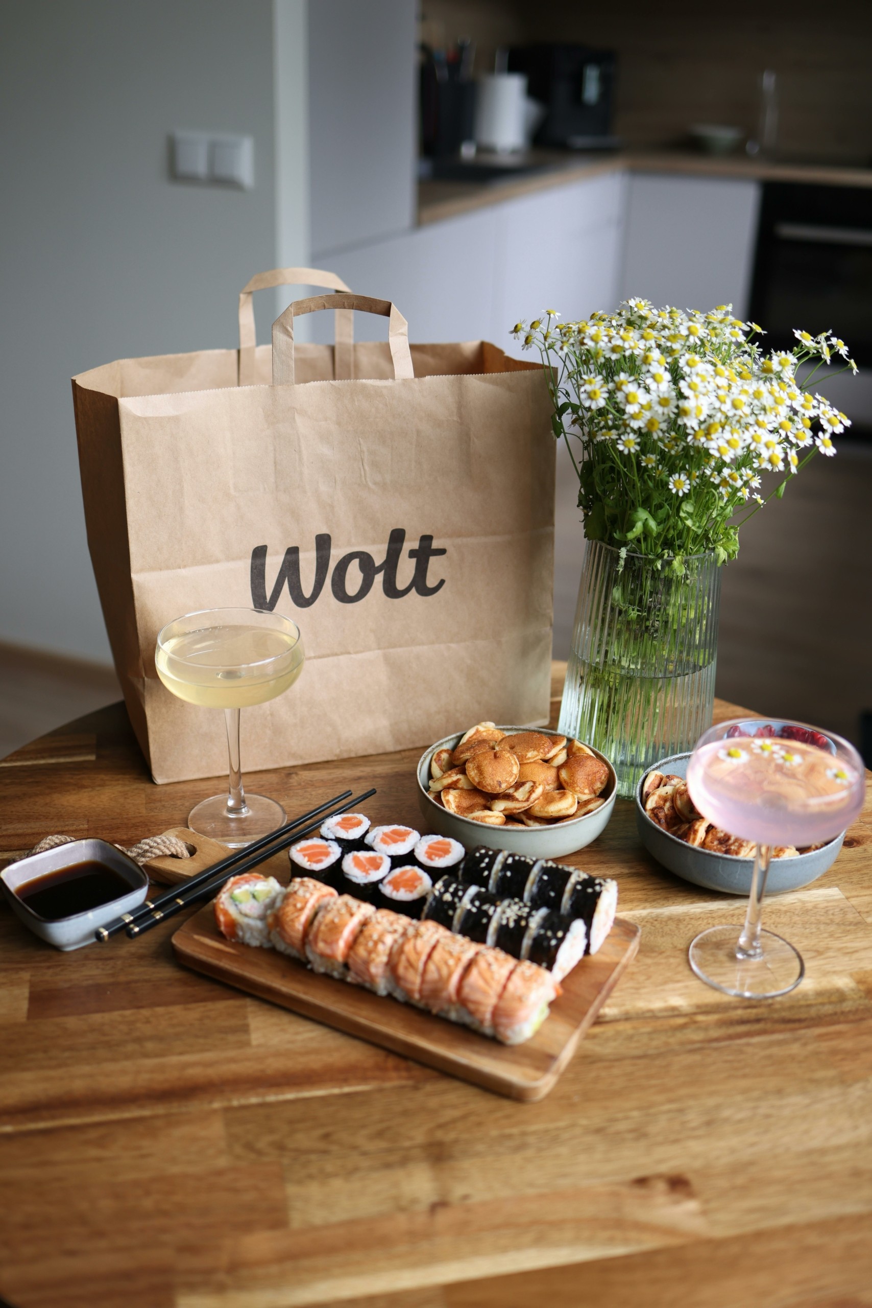 “Δεν προλαβαίνω να μαγειρέψω” – Delivery, έτοιμα γεύματα και γρήγορες συνταγές γιατί ο χρόνος πιέζει