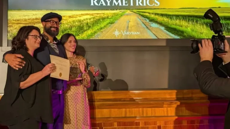 Με διεθνές βραβείο καινοτομίας στην μετεωρολογία βραβεύτηκε η ελληνική Raymetrics (pics)