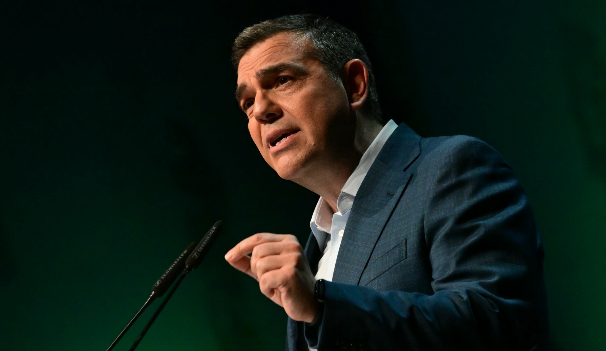 Παραίτηση Τσίπρα: Το παρασκήνιο, η πίεση του ΣΥΡΙΖΑ, οι επαφές για το νέο κόμμα και το βιβλίο