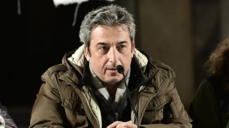 Τέμπη: Δεκτό το αίτημα του Παύλου Ασλανίδη για εκταφή και εξέταση DNA στη σορό του γιου του