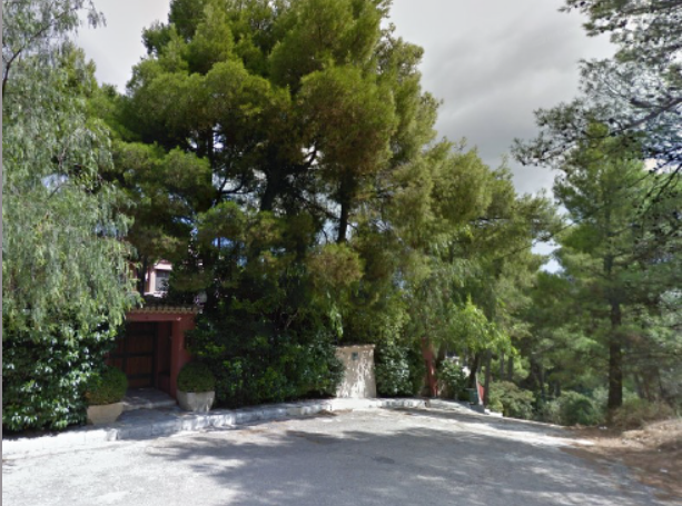 Οικογένεια Παπαγεωργίου: Στο στόχαστρο ξανά για Avenue και ακίνητο στην Εκάλη