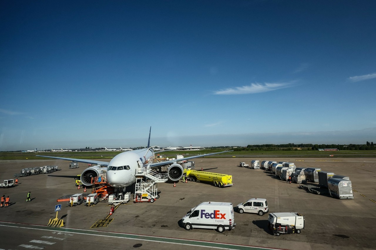 Διακοπή πτήσεων στο αεροδρόμιο της Λιέγης στο Βέλγιο λόγω drone | Ειδήσεις για την Οικονομία