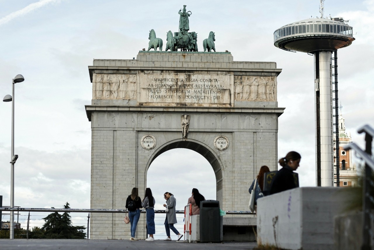 Reuters: Άνοδος της ακροδεξιάς στην Ισπανία – Τα γκάλοπ «ξυπνούν» μνήμες Φράνκο και νοσταλγία αυταρχισμού (pics) | Ειδήσεις για την Οικονομία